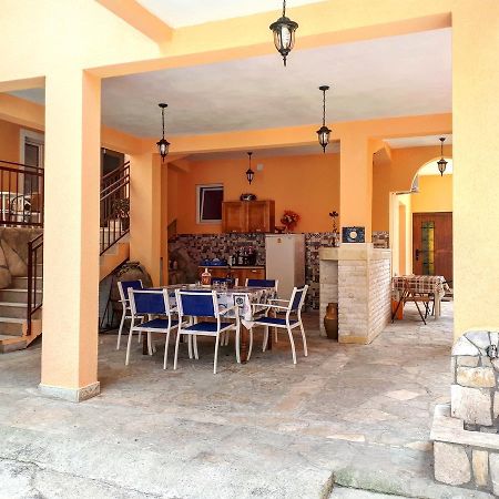 Apartments Vitic Sutomore Dış mekan fotoğraf