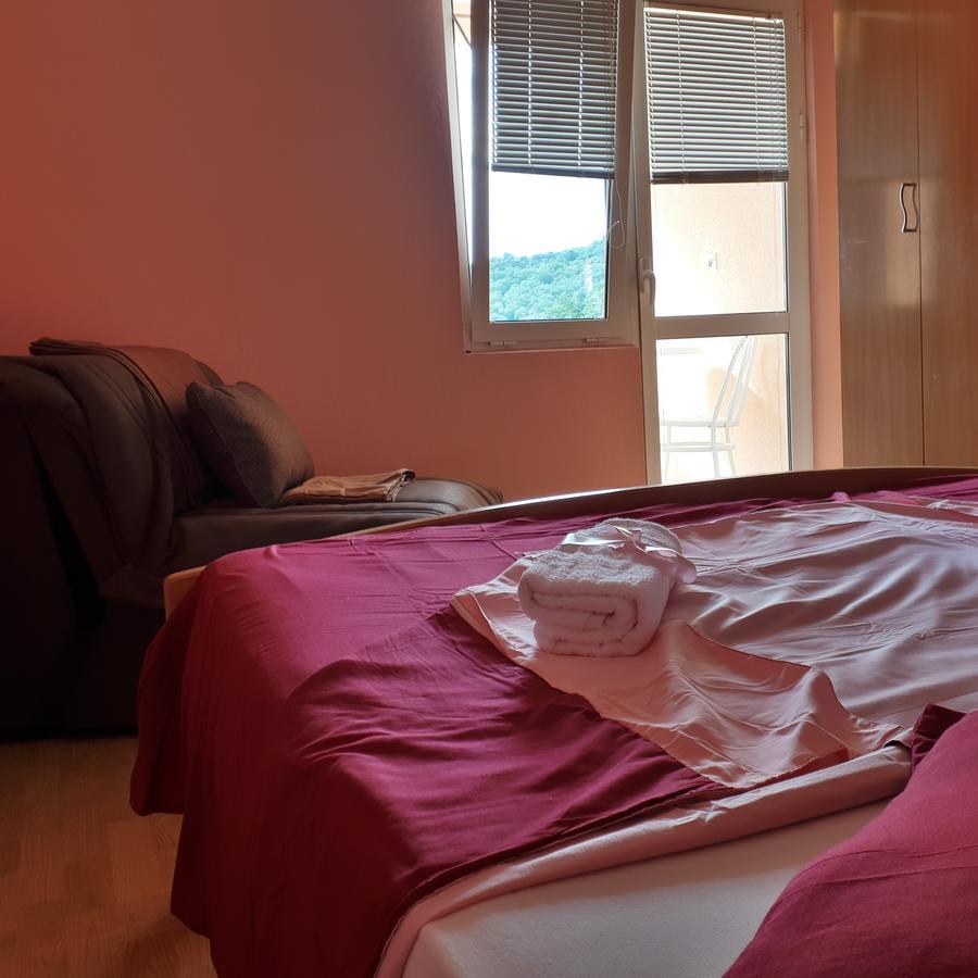 Apartments Vitic Sutomore Dış mekan fotoğraf